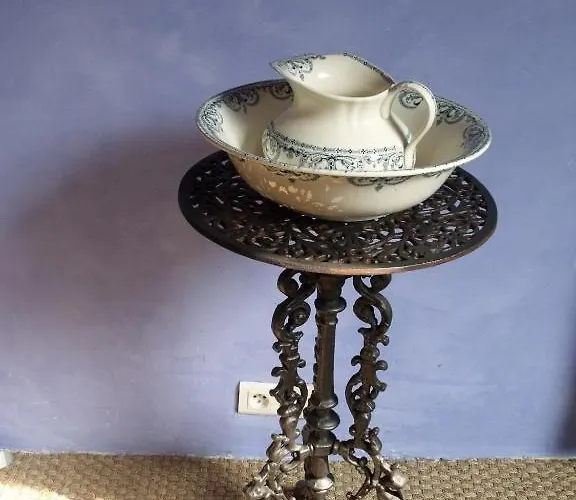 Bed & Breakfast Maison Basta 3*